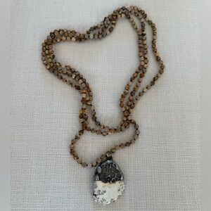 Natural Stone Beaded Necklace with Pendant